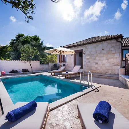 Hotel Village Hotel&villas